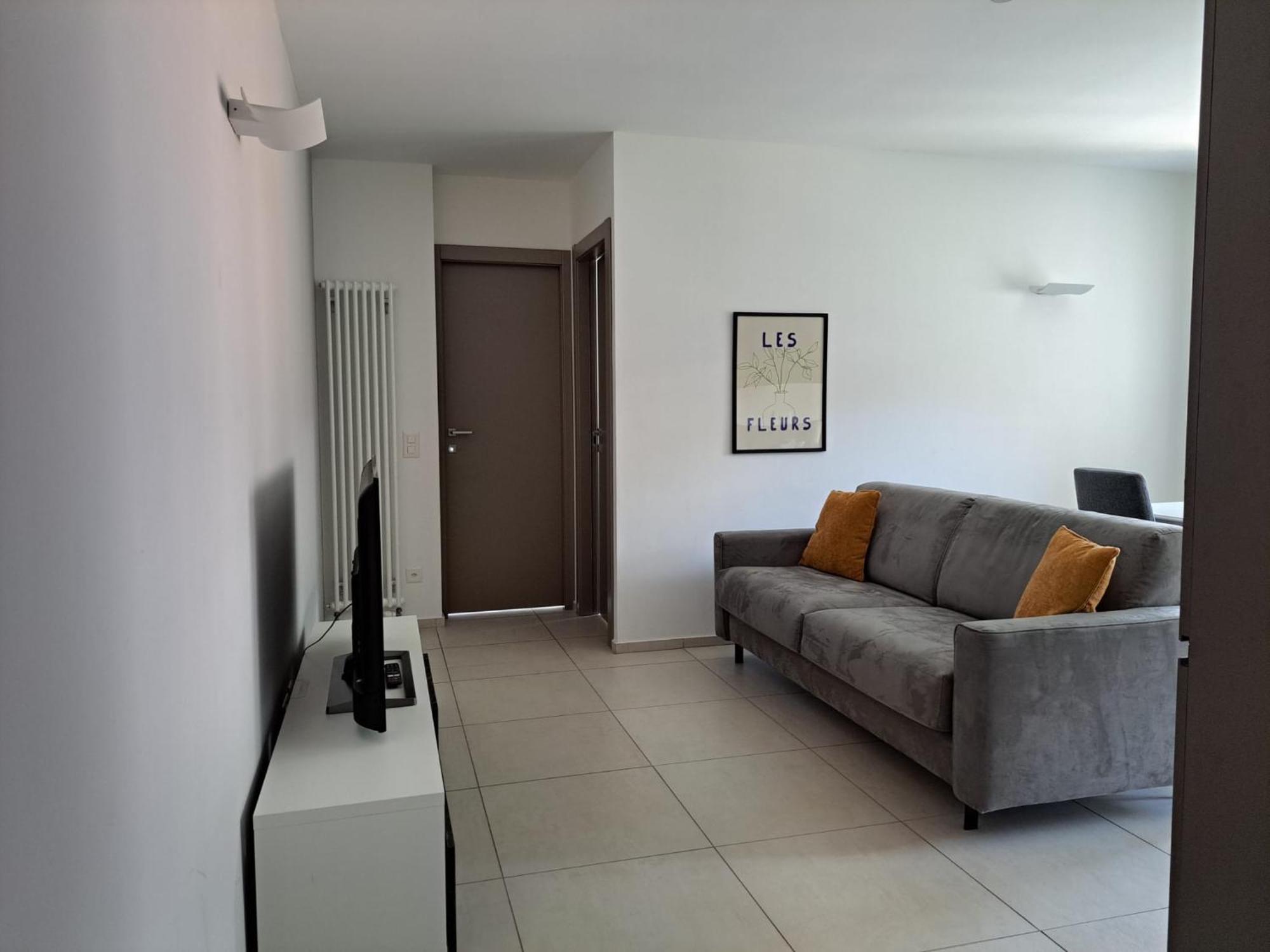 Urban Residence By Quokka 360 - Modern Apartments In Lugano Ngoại thất bức ảnh