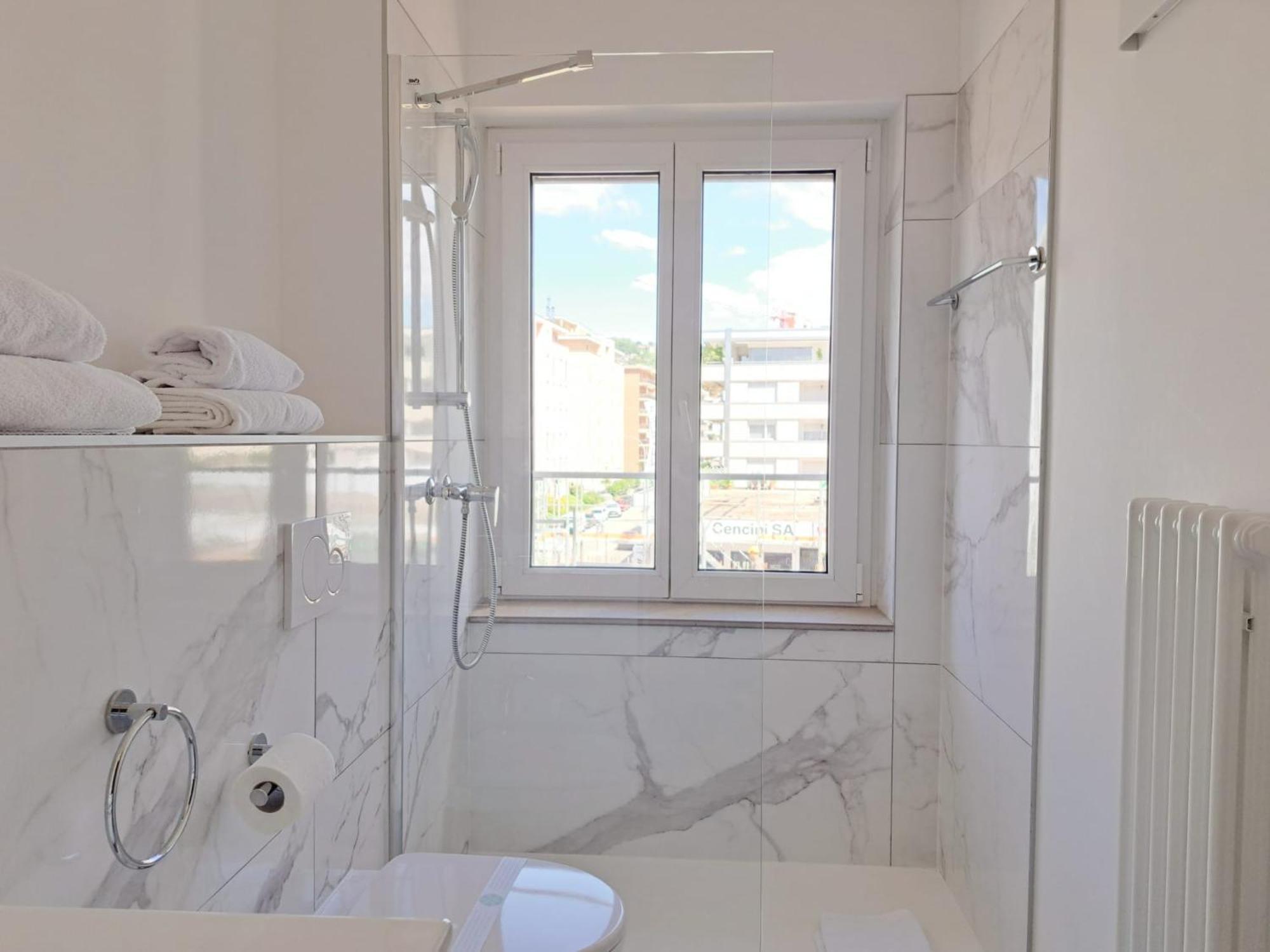 Urban Residence By Quokka 360 - Modern Apartments In Lugano Ngoại thất bức ảnh
